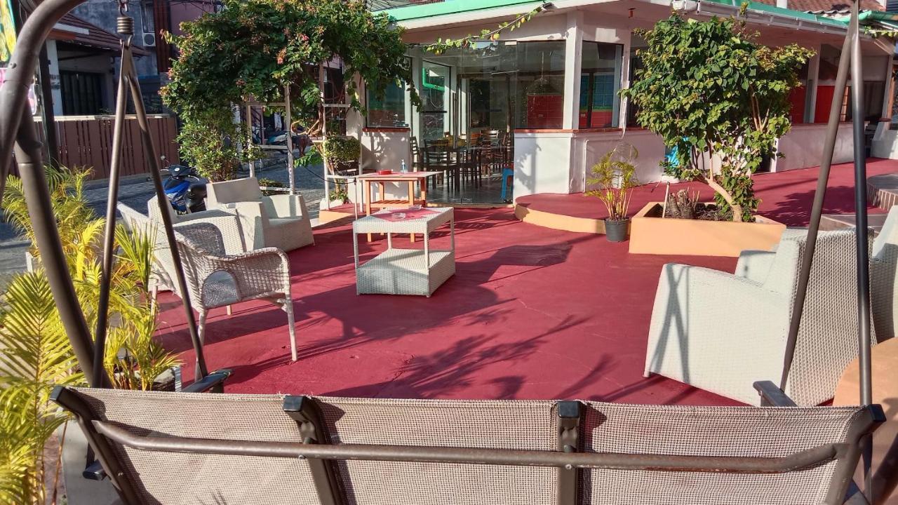 La Capannina Hotel Patong Екстериор снимка