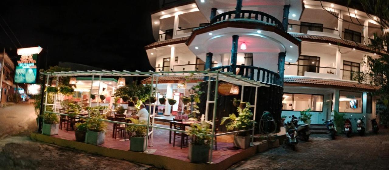 La Capannina Hotel Patong Екстериор снимка