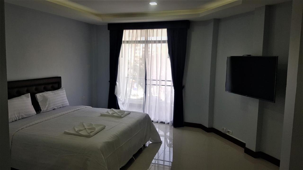La Capannina Hotel Patong Екстериор снимка